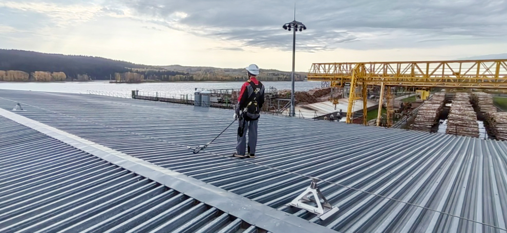 Анкерная линия на кровле Анкерная линия на кровле