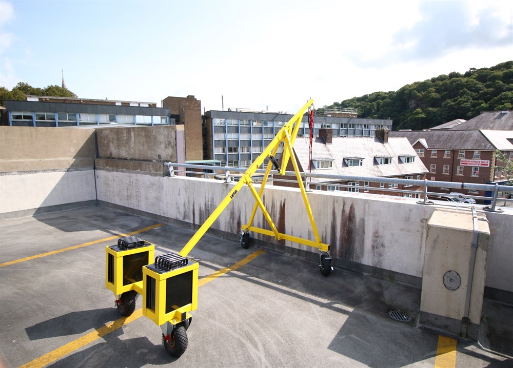 А-образная рама для спуска по веревке