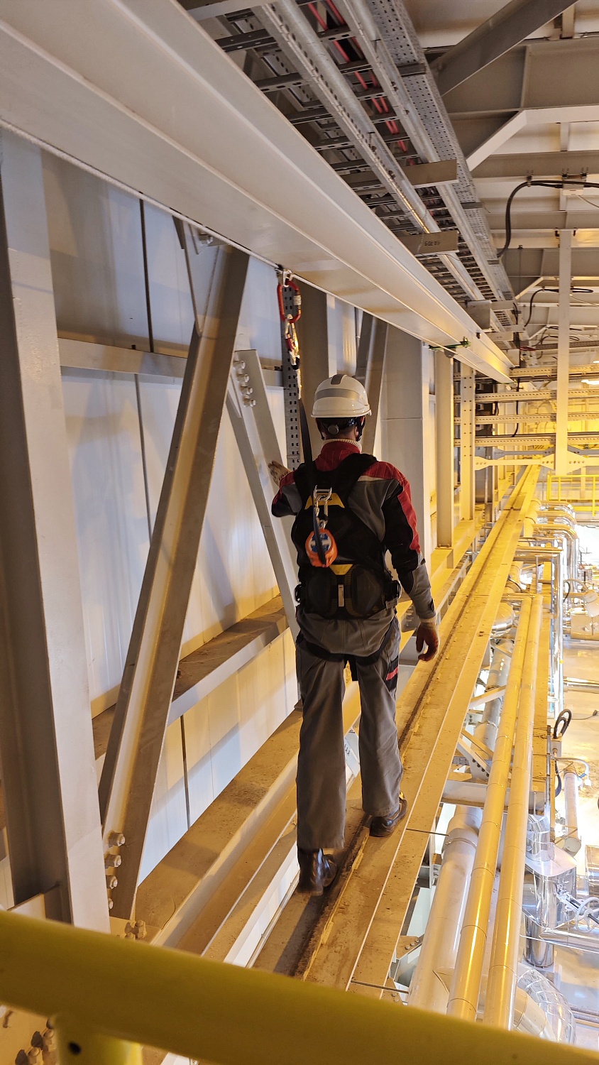 Анкерные линии для подкрановых путей на заводе