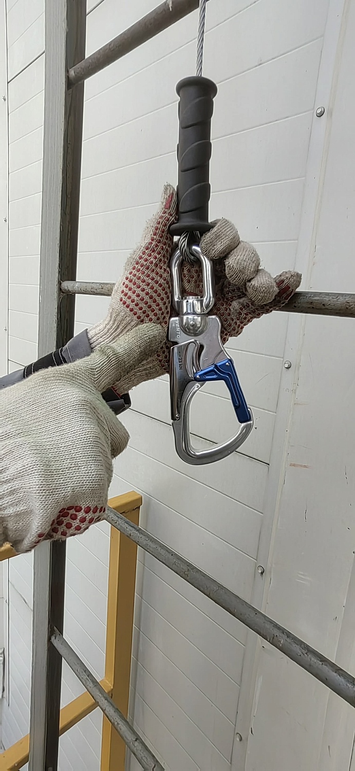 Средство защиты втягивающего типа Vento РЫСЬ, 6 метров