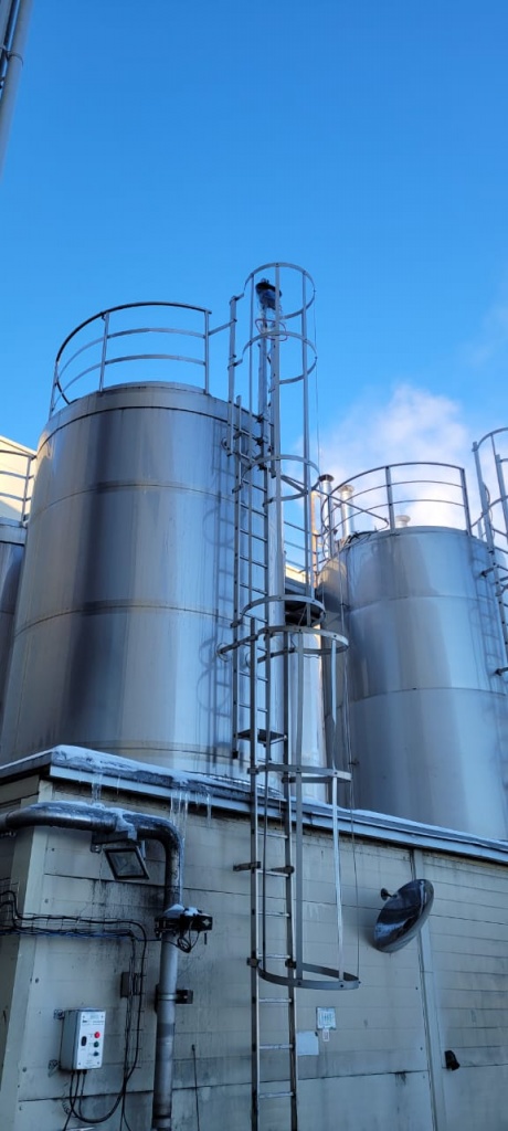 Вертикальные анкерные линии и системы для подъема по лестнице