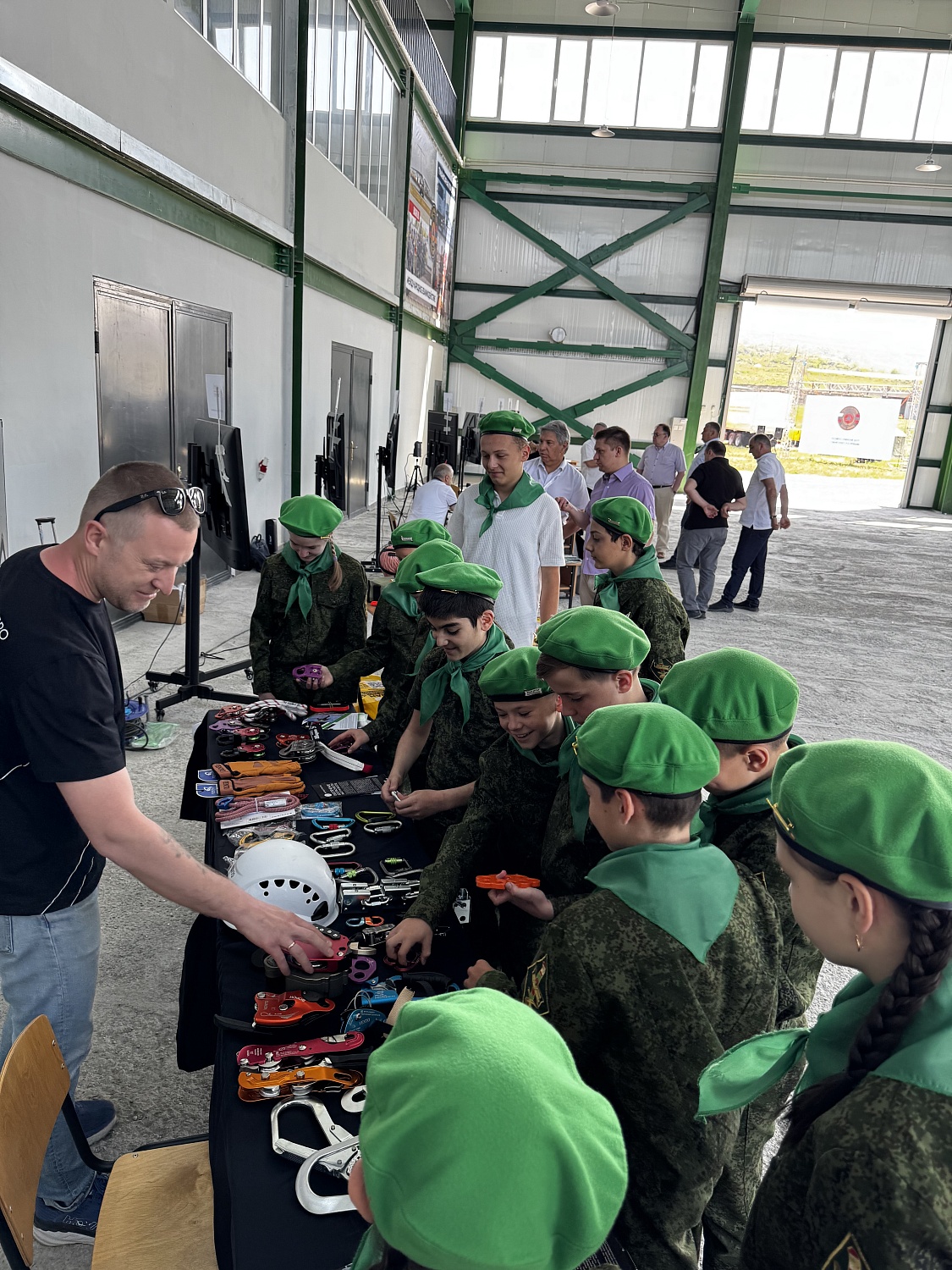 Представление продукции в Российско — Армянском центре гуманитарного реагирования (РАЦГР)