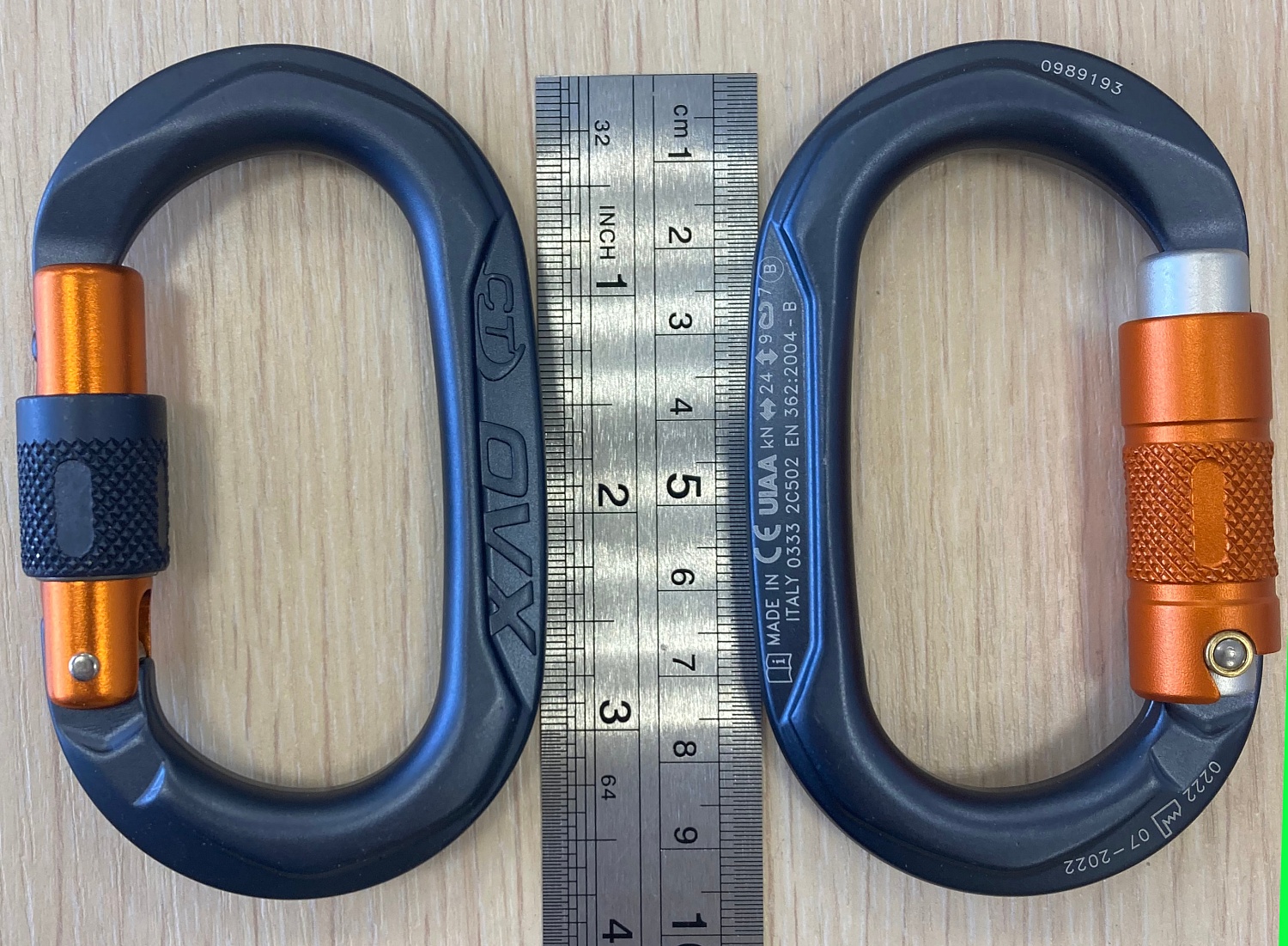 Карабин алюминиевый Climbing technology OVAL OVX SG