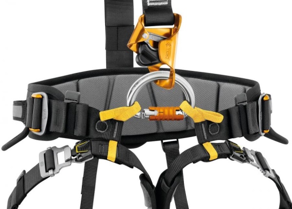Привязь для положения сидя Petzl Falcon Ascent: купить в интернет-магазине