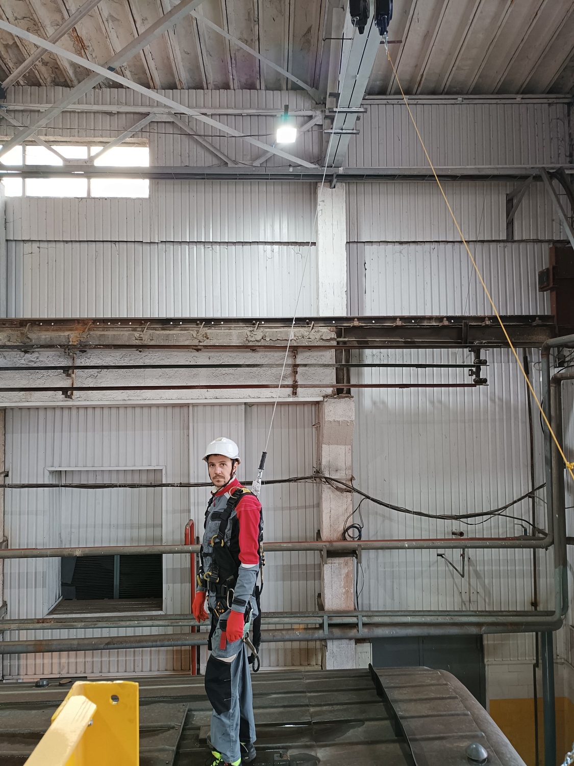 Анкерные устройства типа D и площадки подъема в моторвагонном депо Подмосковья